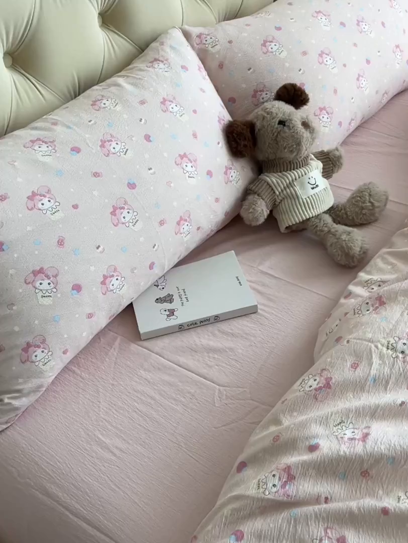 91家纺网 家纺一手货源 找家纺 韩巢家纺 2025新款双层纱床上用品四件套热销款超柔学生宿舍床单被套三件套 小美冰激凌