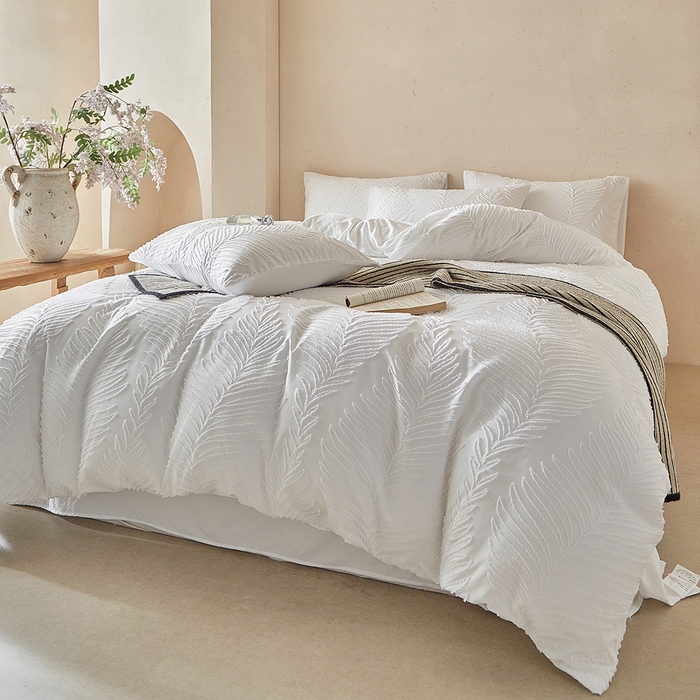 91家纺网 家纺一手货源 找家纺 缘生活  2025年新款剪花针叶四件套四季款（民宿首选） 剪花针叶-白色