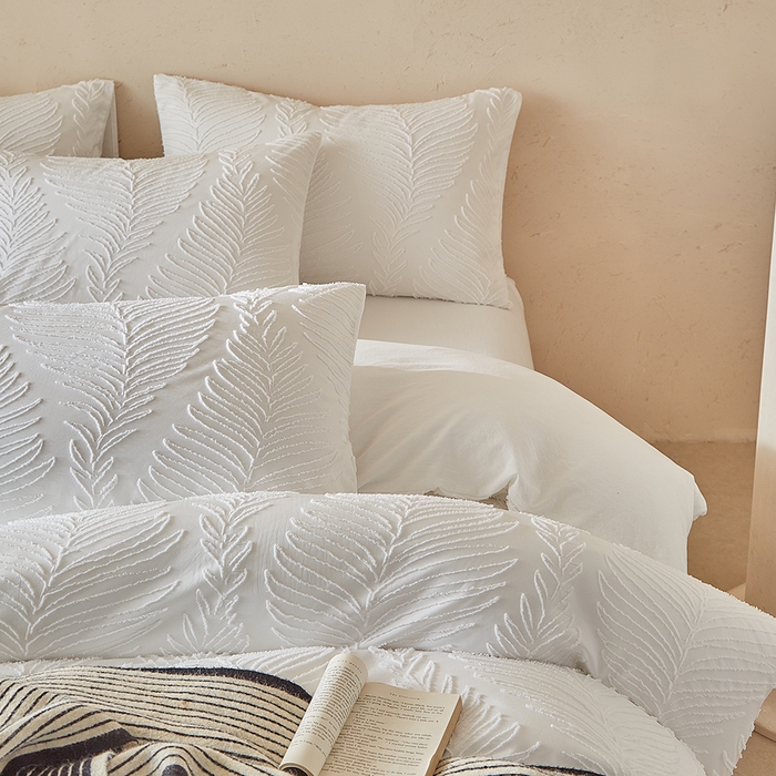 91家纺网 家纺一手货源 找家纺 缘生活  2025年新款剪花针叶四件套四季款（民宿首选） 剪花针叶-白色