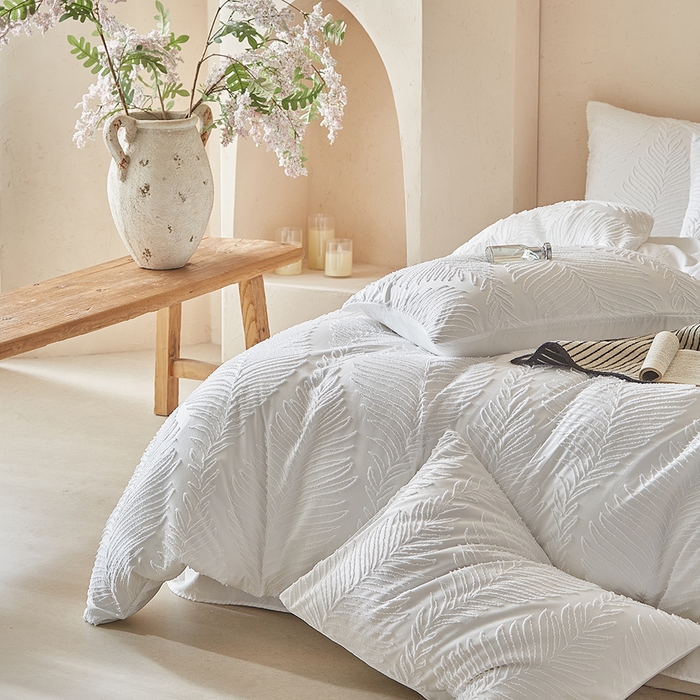 91家纺网 家纺一手货源 找家纺 缘生活  2025年新款剪花针叶四件套四季款（民宿首选） 剪花针叶-白色