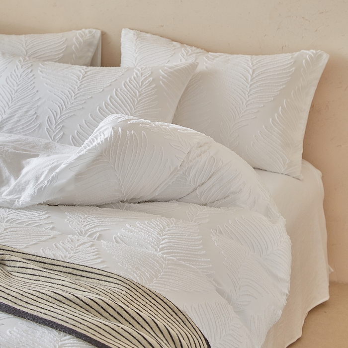 91家纺网 家纺一手货源 找家纺 缘生活  2025年新款剪花针叶四件套四季款（民宿首选） 剪花针叶-白色