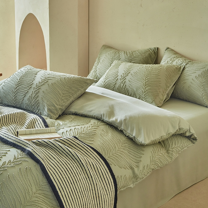 91家纺网 家纺一手货源 找家纺 缘生活  2025年新款剪花针叶四件套四季款（民宿首选） 剪花针叶-旧绿