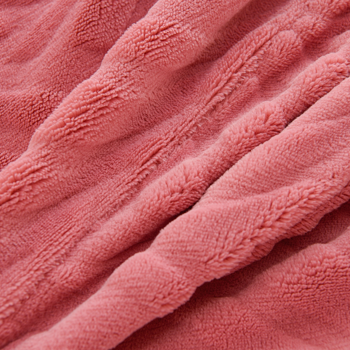 91家纺网 家纺一手货源 找家纺 （总）推推家纺 2025新款雕花加厚牛奶绒床笠