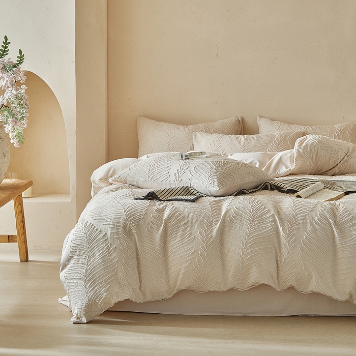 91家纺网 家纺一手货源 找家纺 缘生活  2025年新款剪花针叶四件套四季款（民宿首选） 剪花针叶-卡其