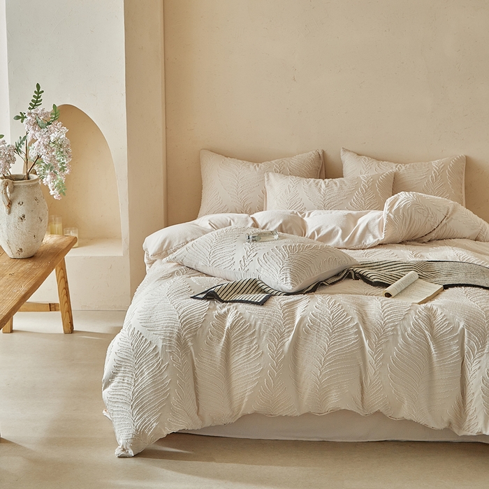 91家纺网 家纺一手货源 找家纺 缘生活  2025年新款剪花针叶四件套四季款（民宿首选） 剪花针叶-卡其