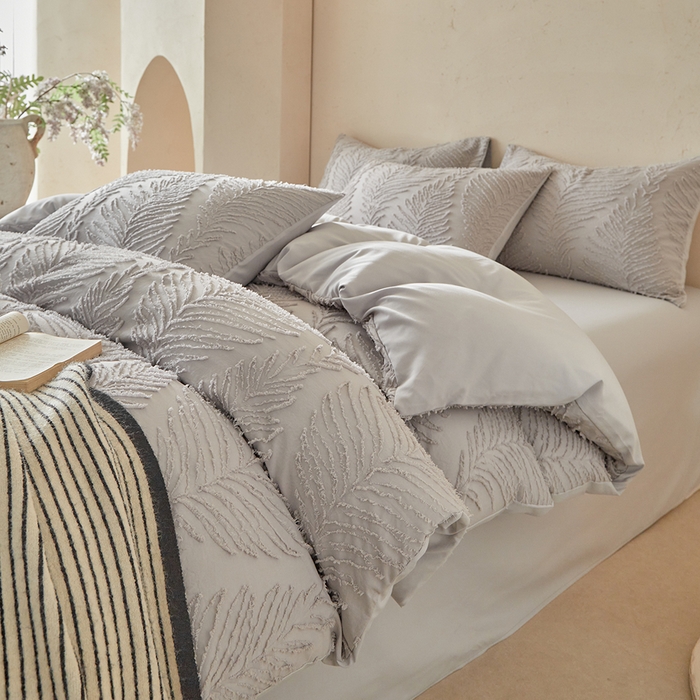 91家纺网 家纺一手货源 找家纺 缘生活  2025年新款剪花针叶四件套四季款（民宿首选） 剪花针叶-浅灰