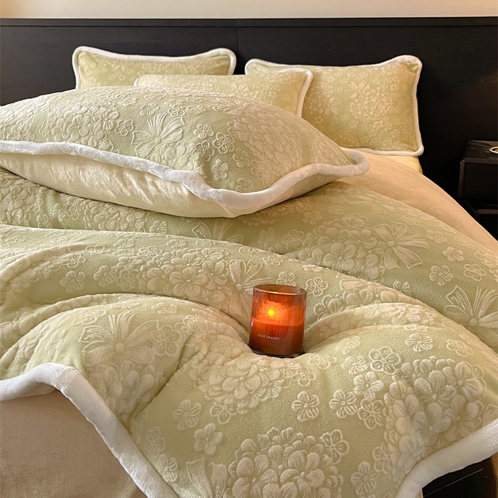 91家纺网 家纺一手货源 找家纺 诺梵 2025新款8斤立体雕花牛奶绒四件套_控价标准高于139，加大高于149 绣球花束-绿