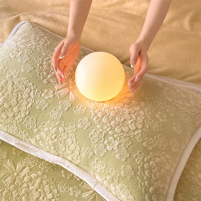 91家纺网 家纺一手货源 找家纺 诺梵 2025新款8斤立体雕花牛奶绒四件套_控价标准高于139，加大高于149 绣球花束-绿