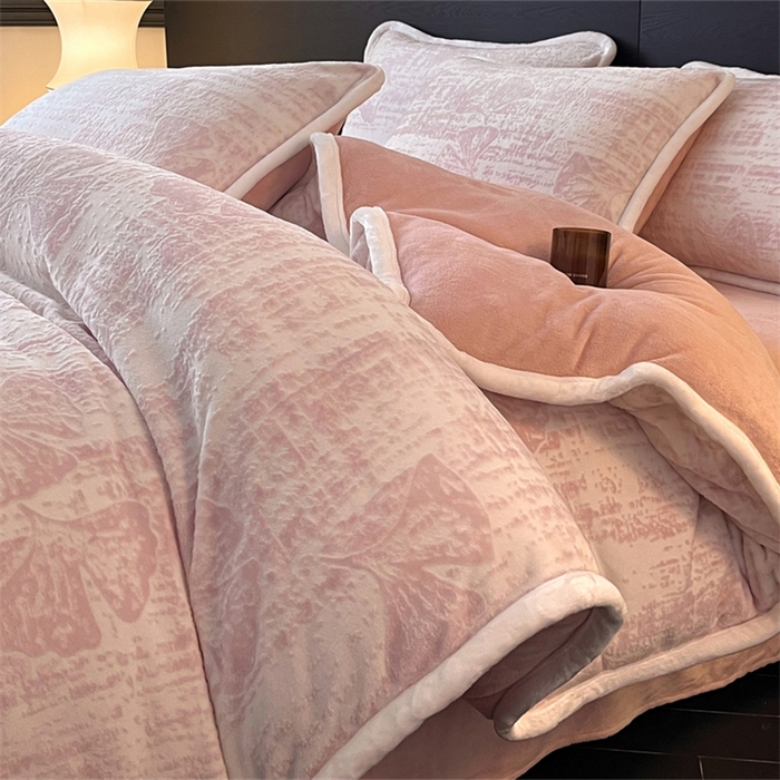 91家纺网 家纺一手货源 找家纺 诺梵 2025新款8斤立体雕花牛奶绒四件套_控价标准高于139，加大高于149 银杏叶