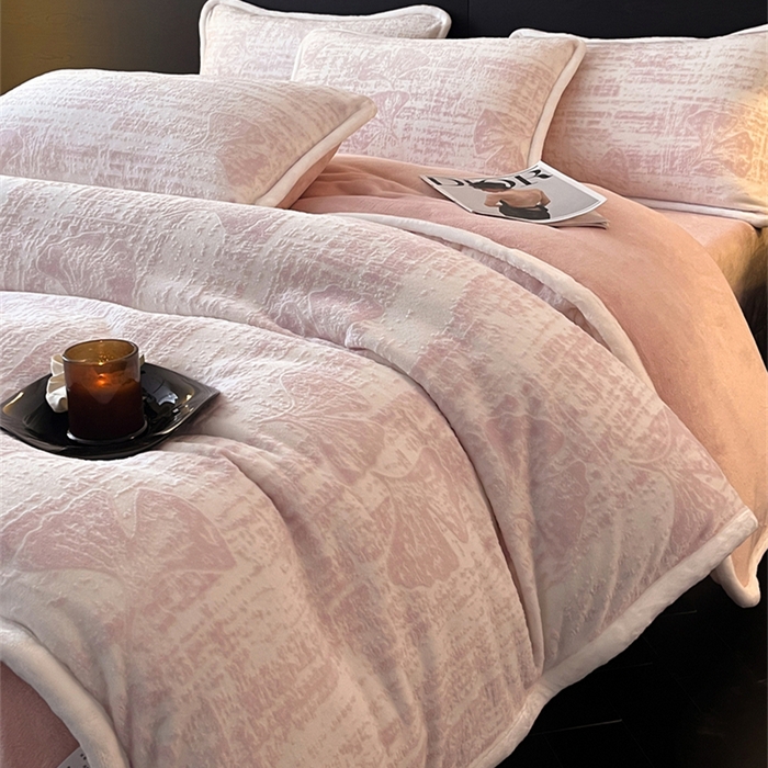 91家纺网 家纺一手货源 找家纺 诺梵 2025新款8斤立体雕花牛奶绒四件套_控价标准高于139，加大高于149 银杏叶