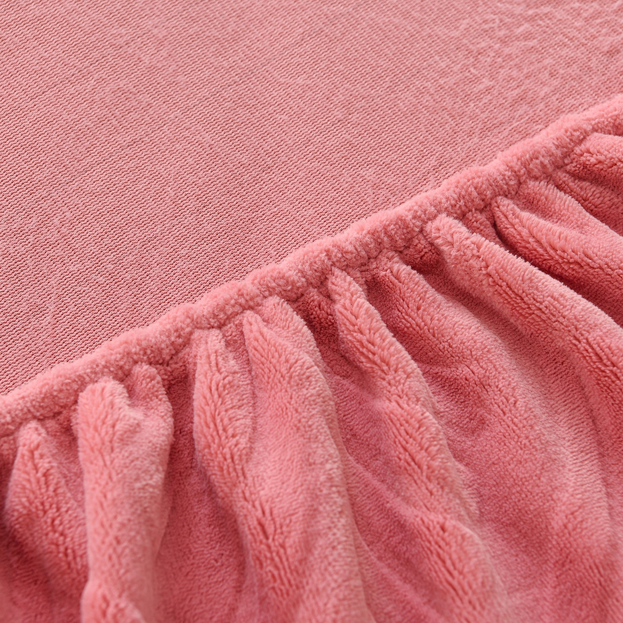 91家纺网 家纺一手货源 找家纺 推推家纺 2025新款雕花加厚牛奶绒床笠 枫叶偏偏-豆沙