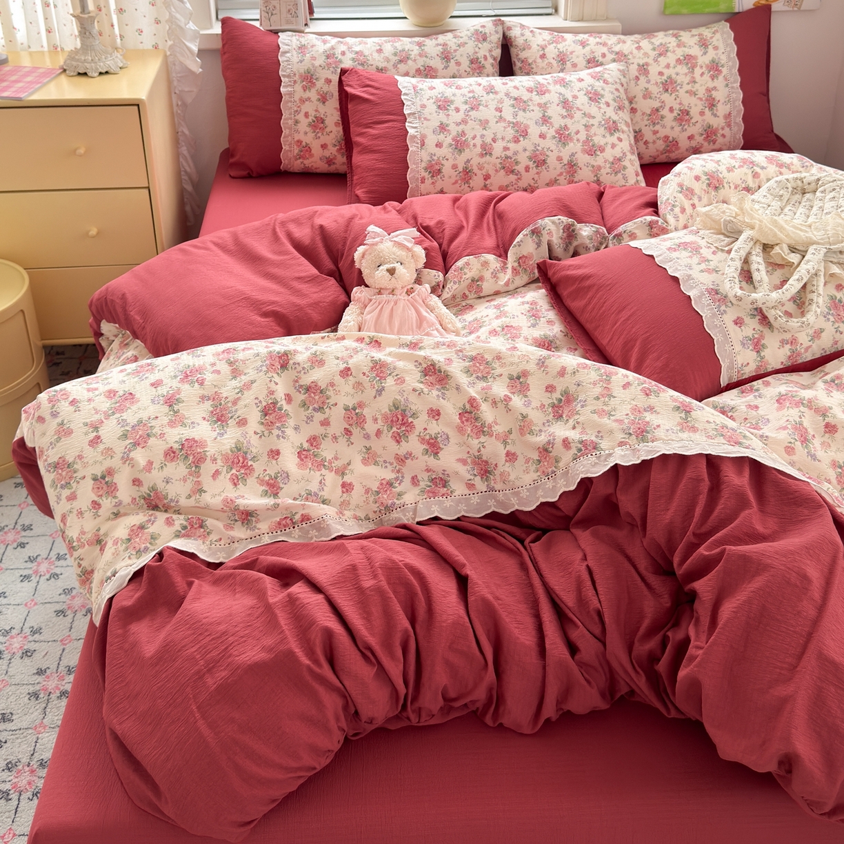 91家纺网 家纺一手货源 找家纺 （总）典雅家纺 2025新款A类超柔双层纱四件套花边工艺款四件套