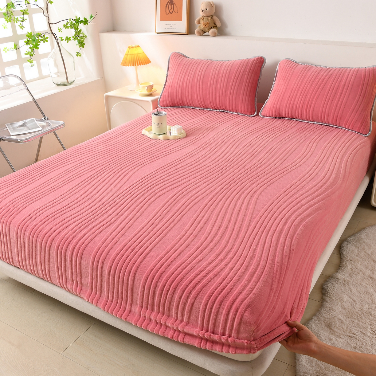 推推家纺 2025新款雕花加厚牛奶绒床笠 条纹时代-豆沙