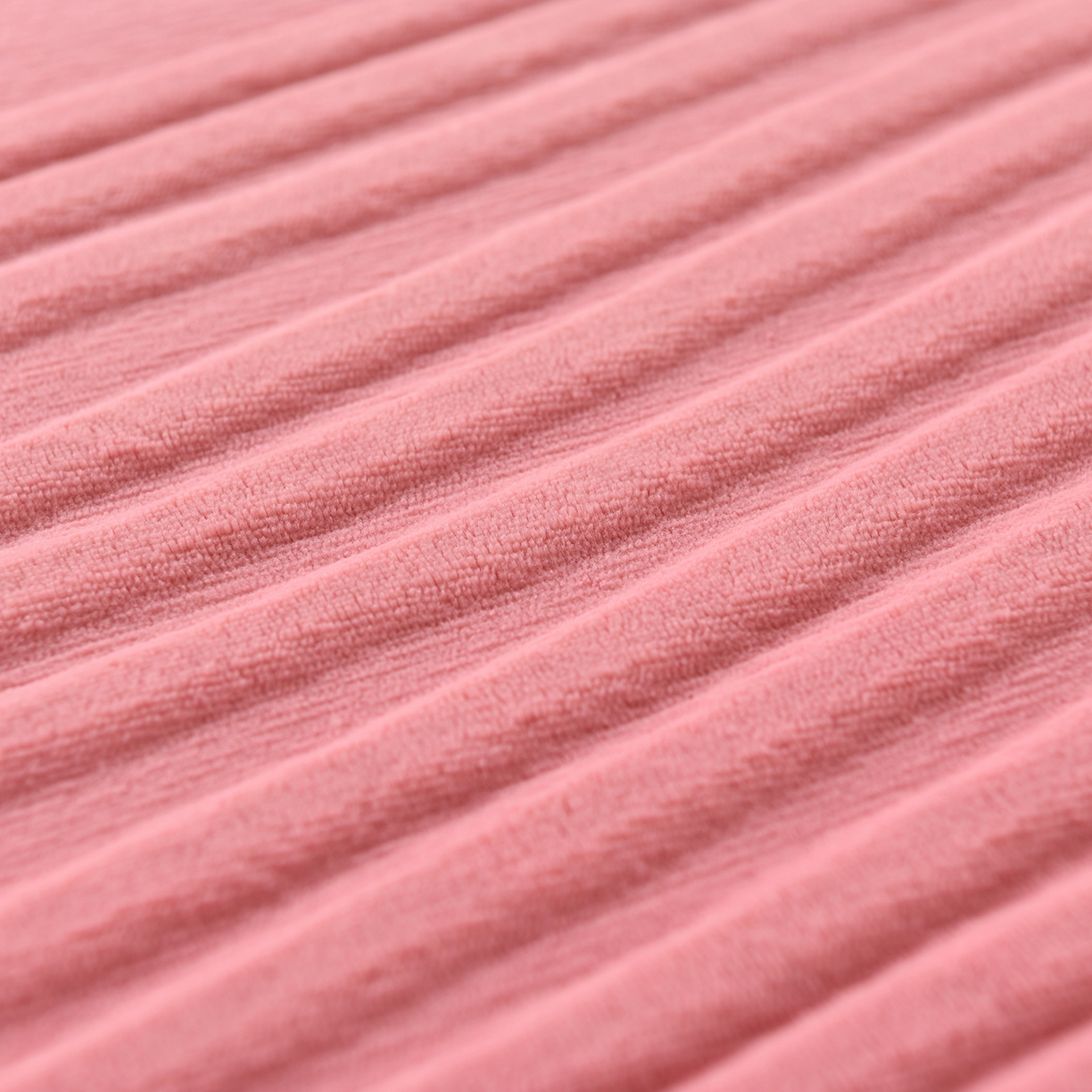 91家纺网 家纺一手货源 找家纺 推推家纺 2025新款雕花加厚牛奶绒床笠 条纹时代-豆沙