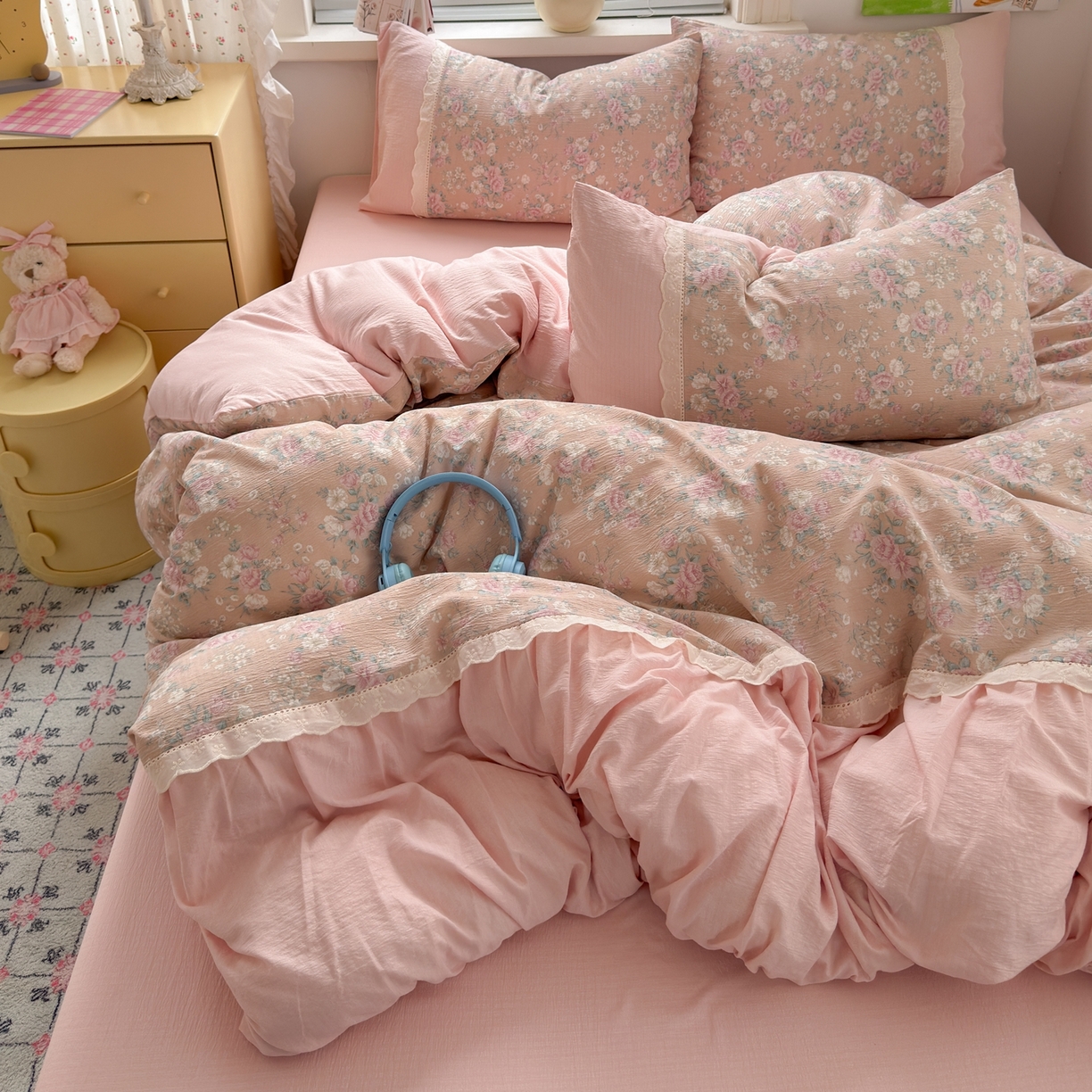 91家纺网 家纺一手货源 找家纺 典雅家纺 2025新款A类超柔双层纱四件套花边工艺款四件套 安娜花园