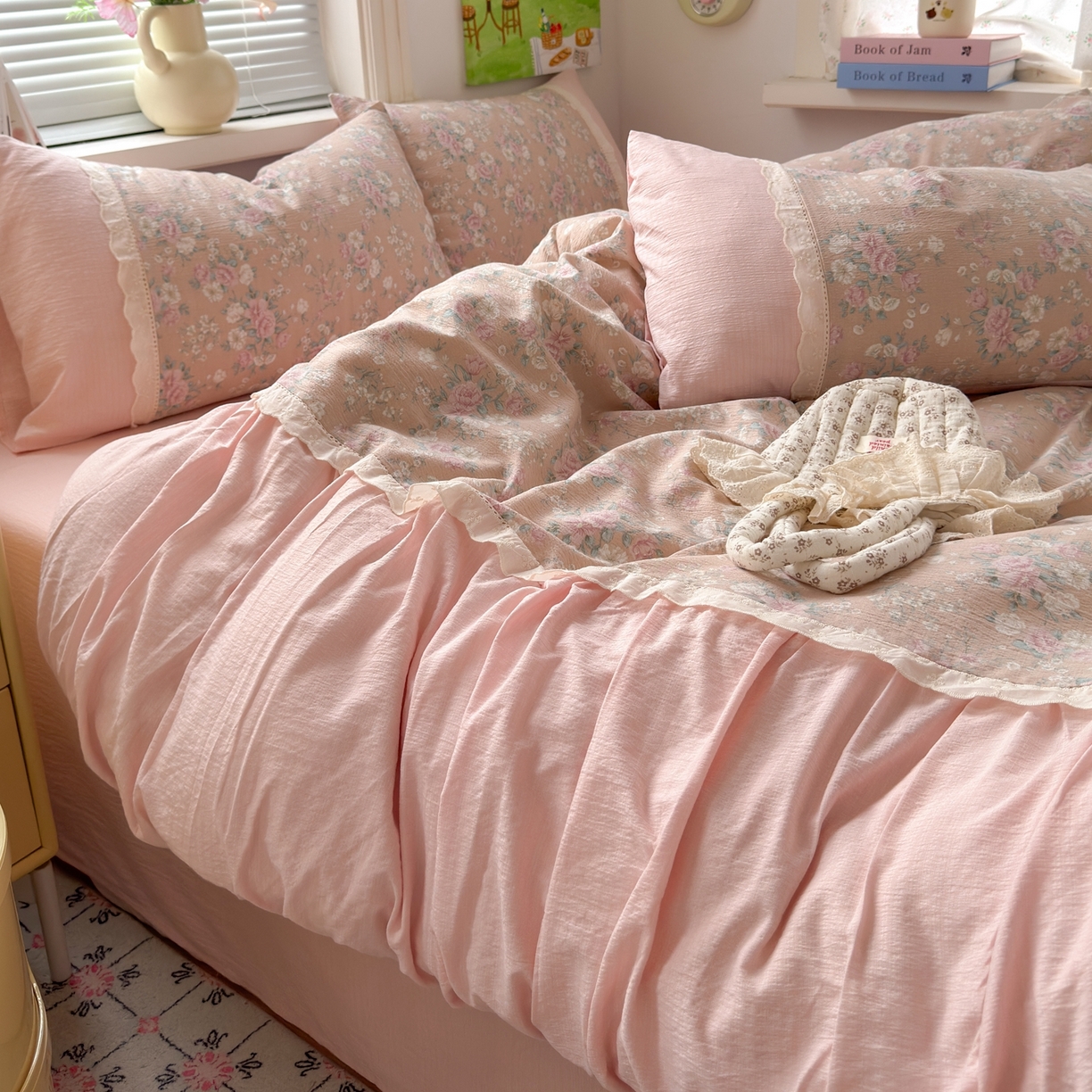 91家纺网 家纺一手货源 找家纺 典雅家纺 2025新款A类超柔双层纱四件套花边工艺款四件套 安娜花园