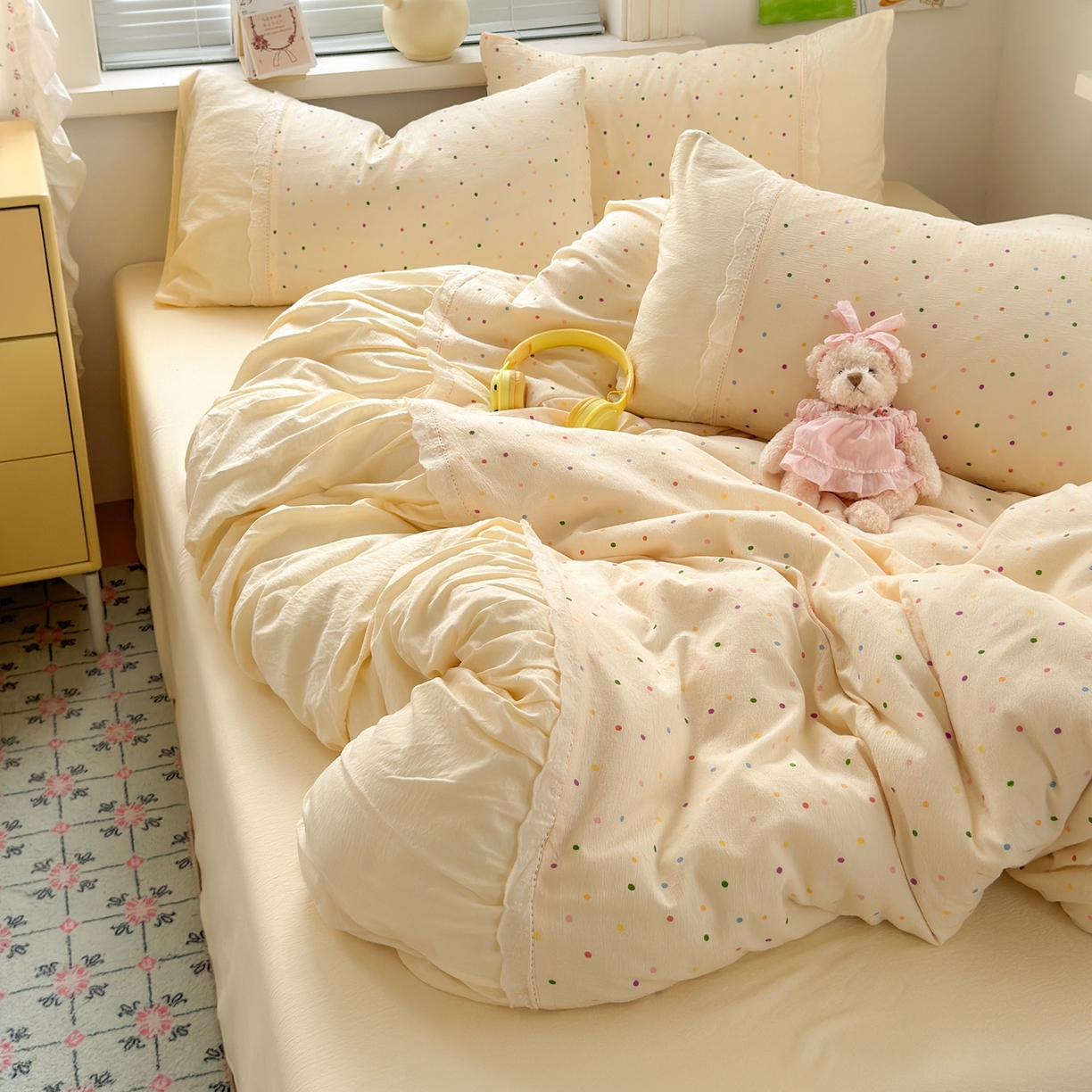 91家纺网 家纺一手货源 找家纺 典雅家纺 2025新款A类超柔双层纱四件套花边工艺款四件套 彩波波