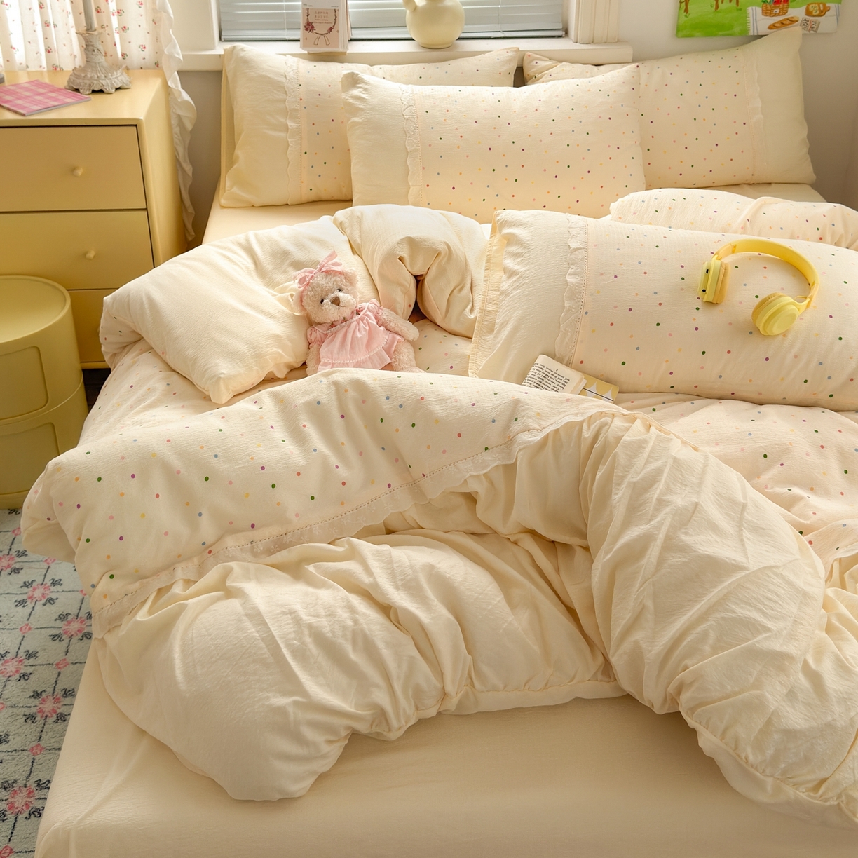 91家纺网 家纺一手货源 找家纺 典雅家纺 2025新款A类超柔双层纱四件套花边工艺款四件套 彩波波