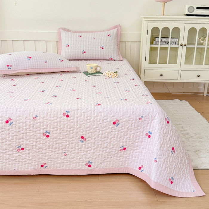 91家纺网 家纺一手货源 找家纺 999家纺 2025秋冬新款A类云感原麻双层纱床盖三件套四季通用炕盖夹棉床单床褥(提供买家秀) 樱桃格【简约款】