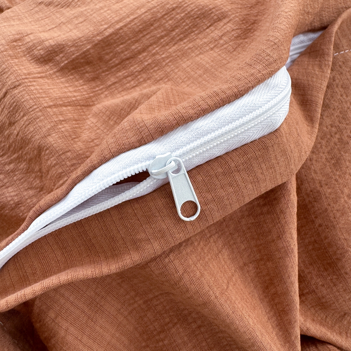 91家纺网 家纺一手货源 找家纺 典雅家纺 2025新款A类超柔双层纱四件套花边工艺款四件套 花香拿铁