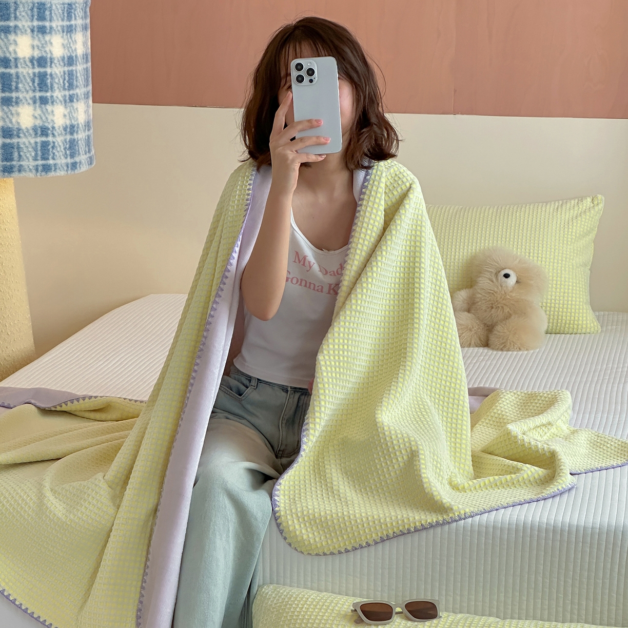 91家纺网 家纺一手货源 找家纺 桃子家居 2025新款A类ins菠萝毯全消光烂花撞色华夫格三角针工艺加厚牛奶绒毛毯多功能毯 绒-菠萝毯黄紫