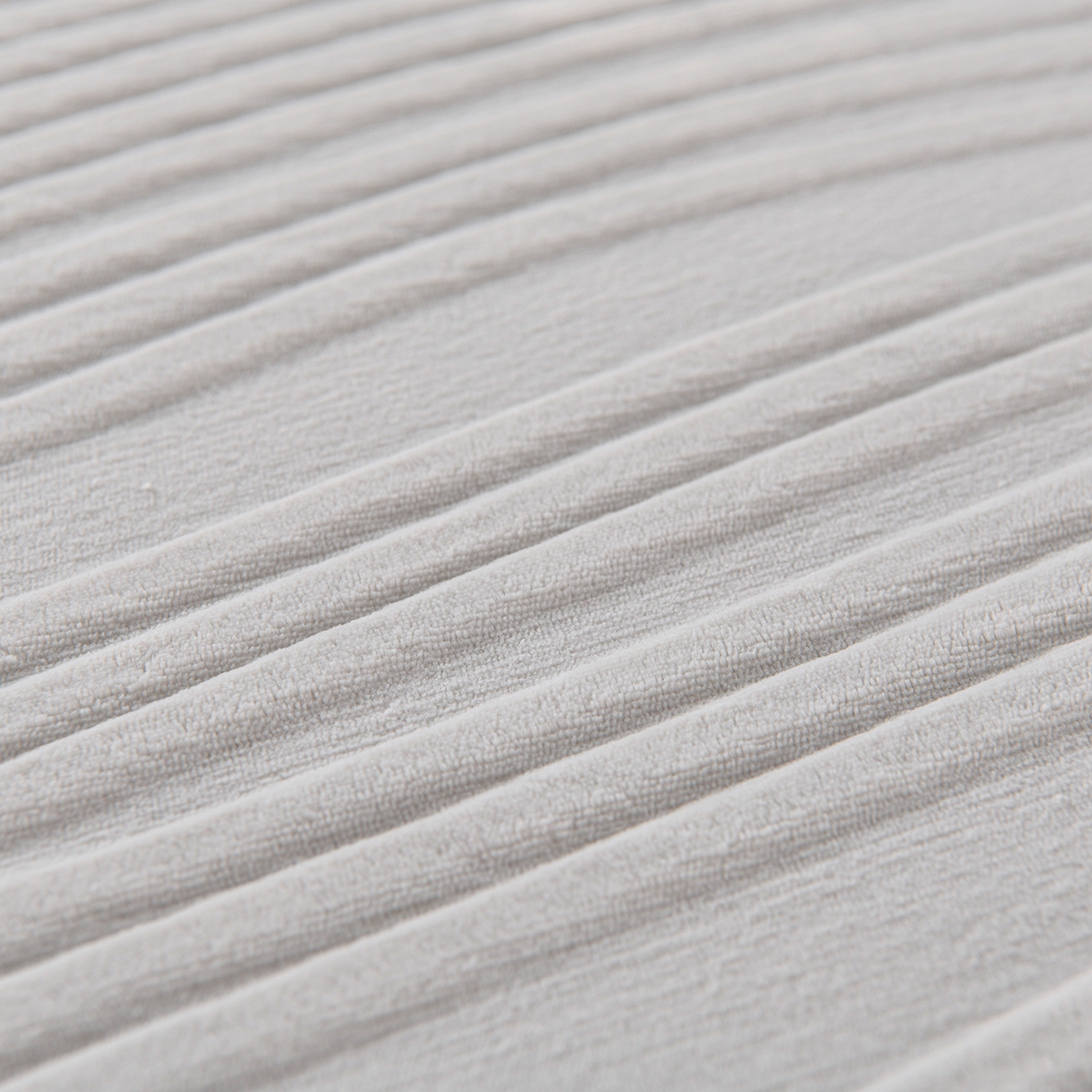 91家纺网 家纺一手货源 找家纺 推推家纺 2025新款雕花加厚牛奶绒床笠 条纹时代-浅灰