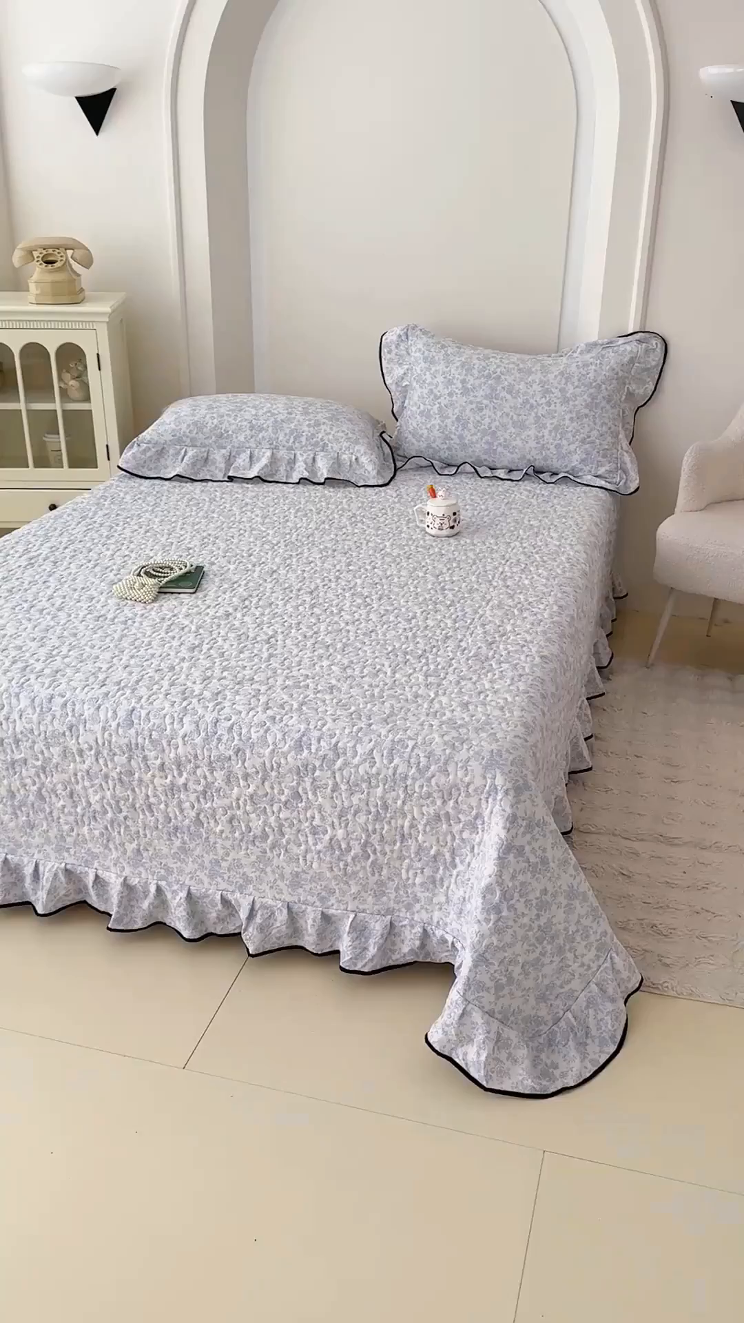 91家纺网 家纺一手货源 找家纺 999家纺 2025秋冬新款A类云感原麻双层纱床盖三件套四季通用炕盖夹棉床单床褥(提供买家秀) 初见【花边款】