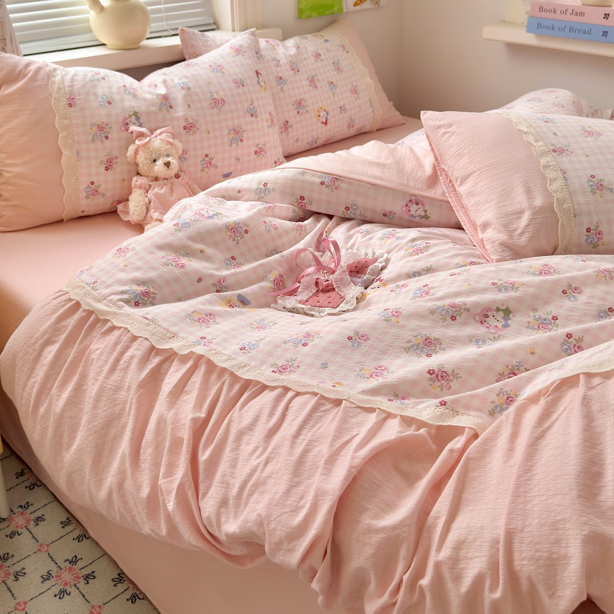 91家纺网 家纺一手货源 找家纺 典雅家纺 2025新款A类超柔双层纱四件套花边工艺款四件套 欧若拉