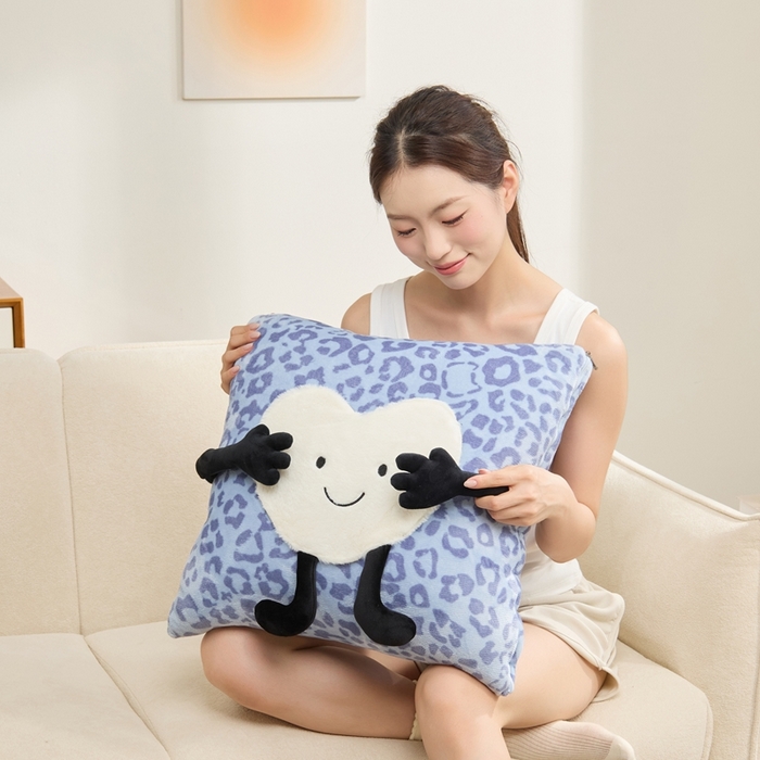 91家纺网 家纺一手货源 找家纺 （总）多米家居 2025新款牛奶绒请开心抱枕被-Jellylove系列