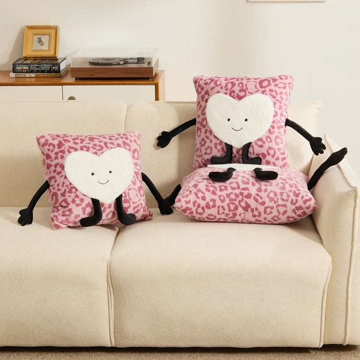 91家纺网 家纺一手货源 找家纺 多米家居 2025新款牛奶绒请开心抱枕被-Jellylove系列 Jellylove-豹豹粉