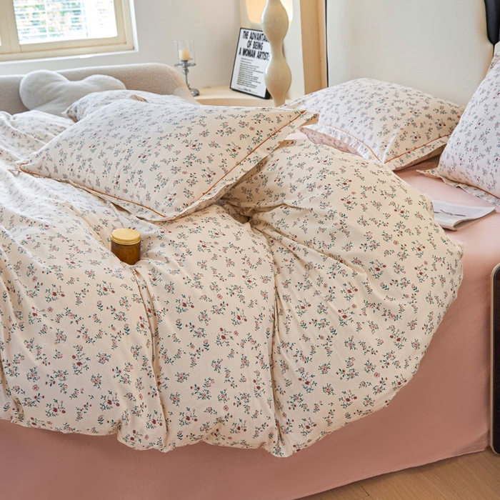 91家纺网 家纺一手货源 找家纺 首爱家纺 2025新款小清新全棉纯棉人字纹工艺款四件套 奶油小花