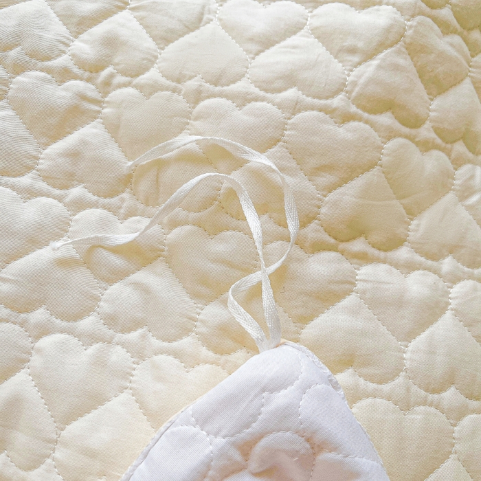 91家纺网 家纺一手货源 找家纺 （总）罗艺轩 2025新款全棉蕾丝刺绣床裙四件套-小香玫瑰（1.5标 控价298起 1.8标 控价303起 1.8加大 控价313起 1.8*2.2标控价308起 1.8*2.2加大 控价318起 2