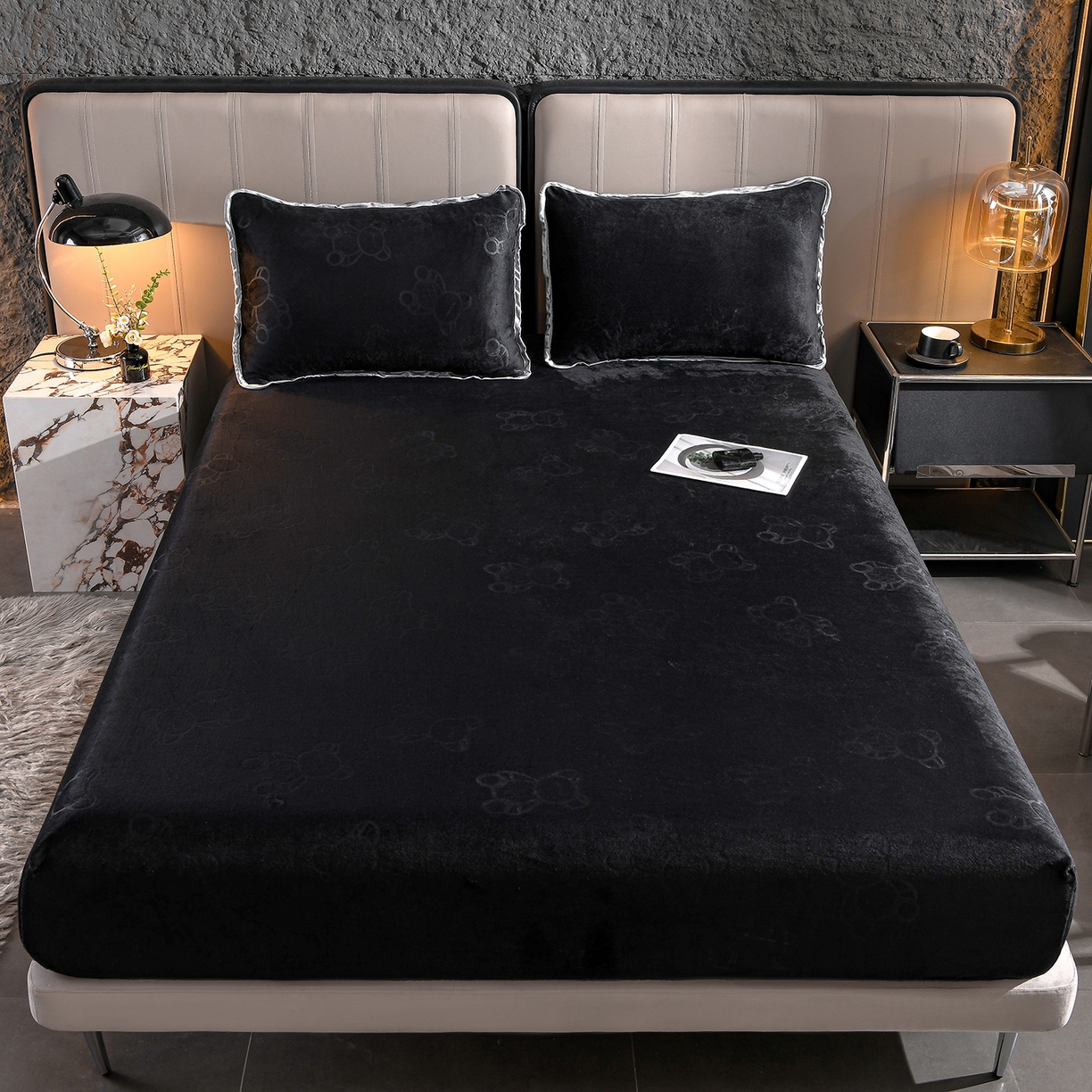 91家纺网 家纺一手货源 找家纺 （总）推推家纺 2025新款高克重雕花水晶绒压花床笠外贸