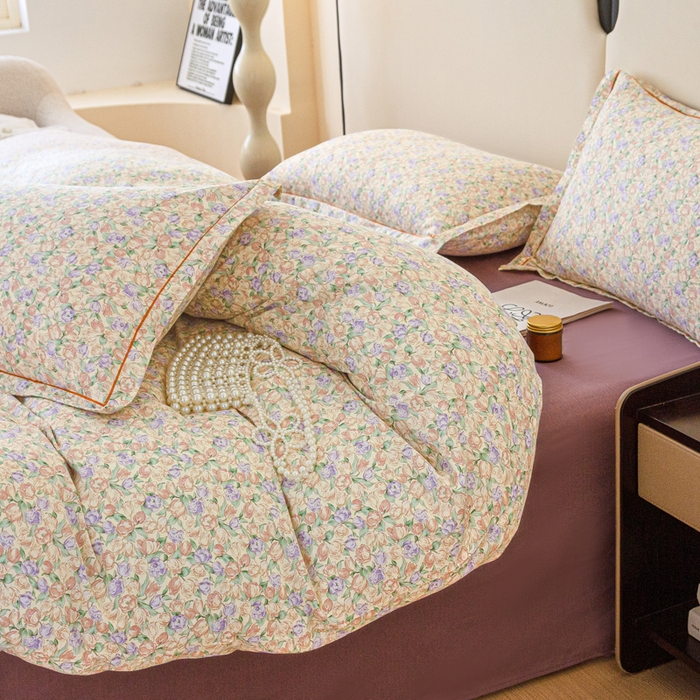 91家纺网 家纺一手货源 找家纺 首爱家纺 2025新款小清新全棉纯棉人字纹工艺款四件套 郁金香