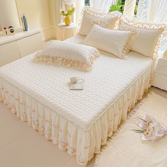 91家纺网 家纺一手货源 找家纺 罗艺轩 2025新款全棉蕾丝刺绣床裙四件套-小香玫瑰 小香玫瑰-奶白