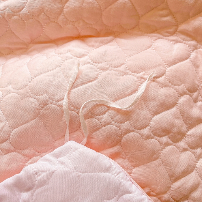 91家纺网 家纺一手货源 找家纺 罗艺轩 2025新款全棉蕾丝刺绣单床裙-小香玫瑰 小香玫瑰-粉色