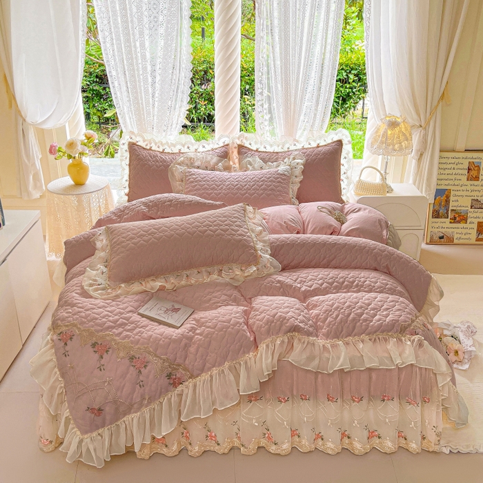 91家纺网 家纺一手货源 找家纺 罗艺轩 2025新款全棉蕾丝刺绣床裙四件套-小香玫瑰 小香玫瑰-豆沙