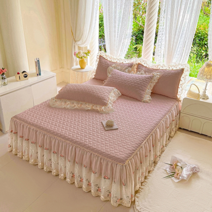 91家纺网 家纺一手货源 找家纺 罗艺轩 2025新款全棉蕾丝刺绣床裙四件套-小香玫瑰 小香玫瑰-豆沙