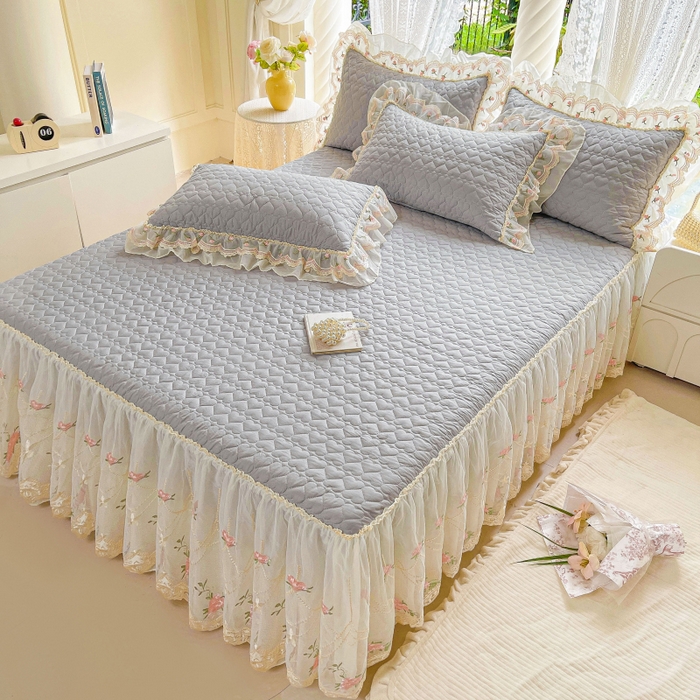 91家纺网 家纺一手货源 找家纺 罗艺轩 2025新款全棉蕾丝刺绣单床裙-小香玫瑰 小香玫瑰-灰色