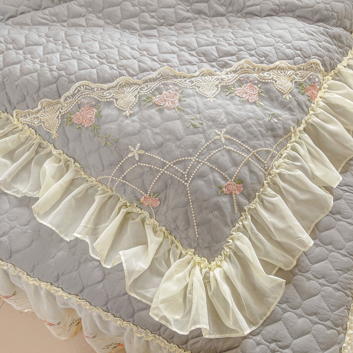 91家纺网 家纺一手货源 找家纺 罗艺轩 2025新款全棉蕾丝刺绣单床裙-小香玫瑰 小香玫瑰-灰色