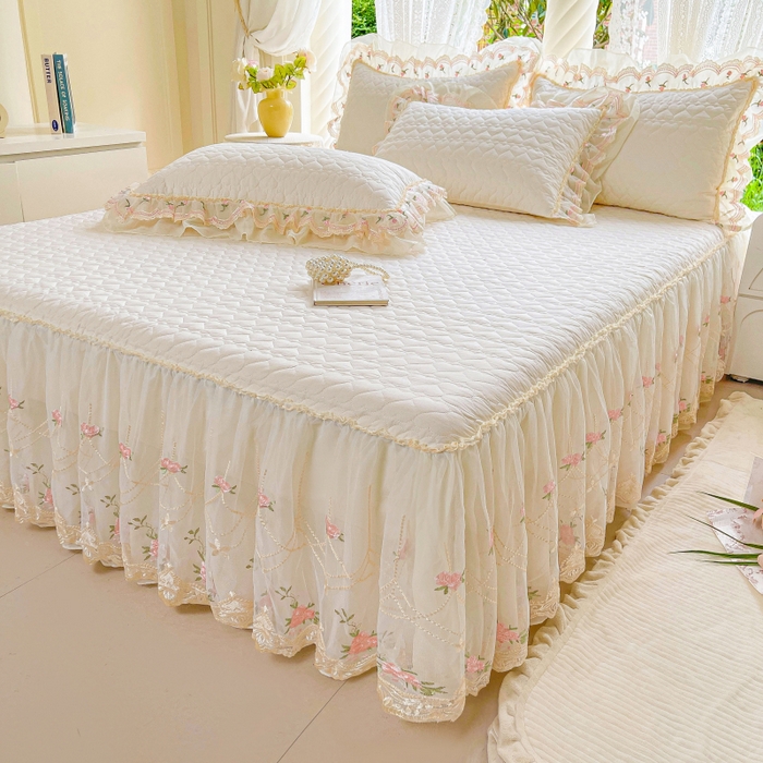 91家纺网 家纺一手货源 找家纺 罗艺轩 2025新款全棉蕾丝刺绣单床裙-小香玫瑰 小香玫瑰-奶白