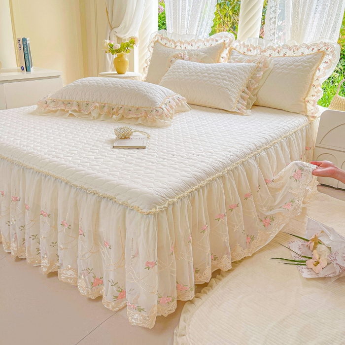 91家纺网 家纺一手货源 找家纺 罗艺轩 2025新款全棉蕾丝刺绣单床裙-小香玫瑰 小香玫瑰-奶白