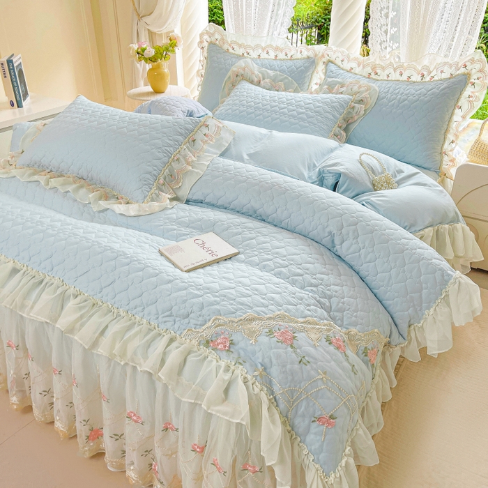 91家纺网 家纺一手货源 找家纺 罗艺轩 2025新款全棉蕾丝刺绣床裙四件套-小香玫瑰 小香玫瑰-天蓝