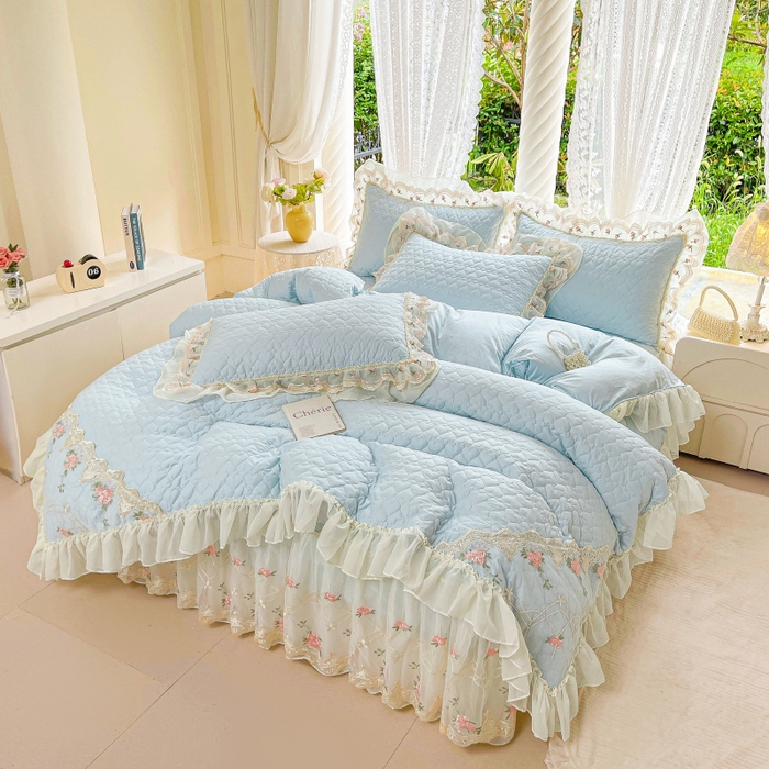 91家纺网 家纺一手货源 找家纺 罗艺轩 2025新款全棉蕾丝刺绣床裙四件套-小香玫瑰 小香玫瑰-天蓝