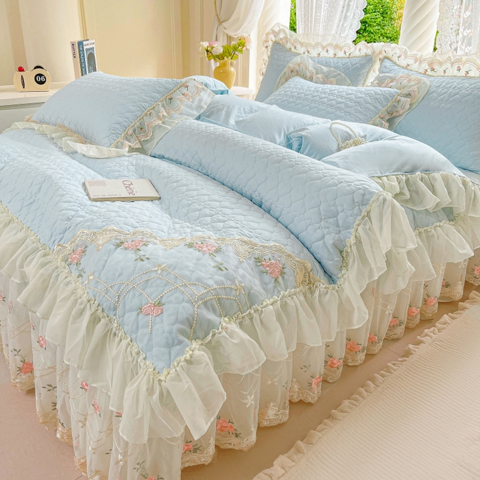 91家纺网 家纺一手货源 找家纺 罗艺轩 2025新款全棉蕾丝刺绣床裙四件套-小香玫瑰 小香玫瑰-天蓝