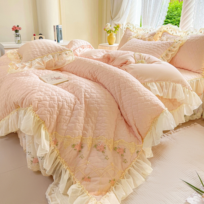 91家纺网 家纺一手货源 找家纺 罗艺轩 2025新款全棉蕾丝刺绣床裙四件套-小香玫瑰 小香玫瑰-玉色