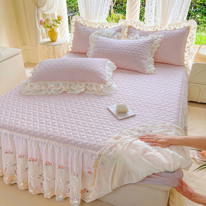 91家纺网 家纺一手货源 找家纺 罗艺轩 2025新款全棉蕾丝刺绣单床裙-小香玫瑰 小香玫瑰-紫色