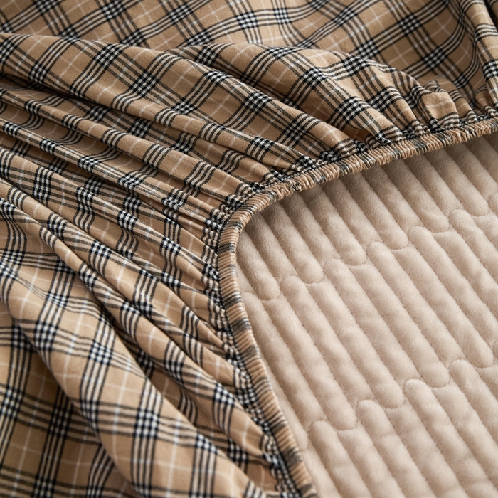 91家纺网 家纺一手货源 找家纺 沐纯家居 2025新款A类全棉纯棉色织水洗棉加婴儿绒双面可用床笠-暖绒系列 暖绒-卡其格