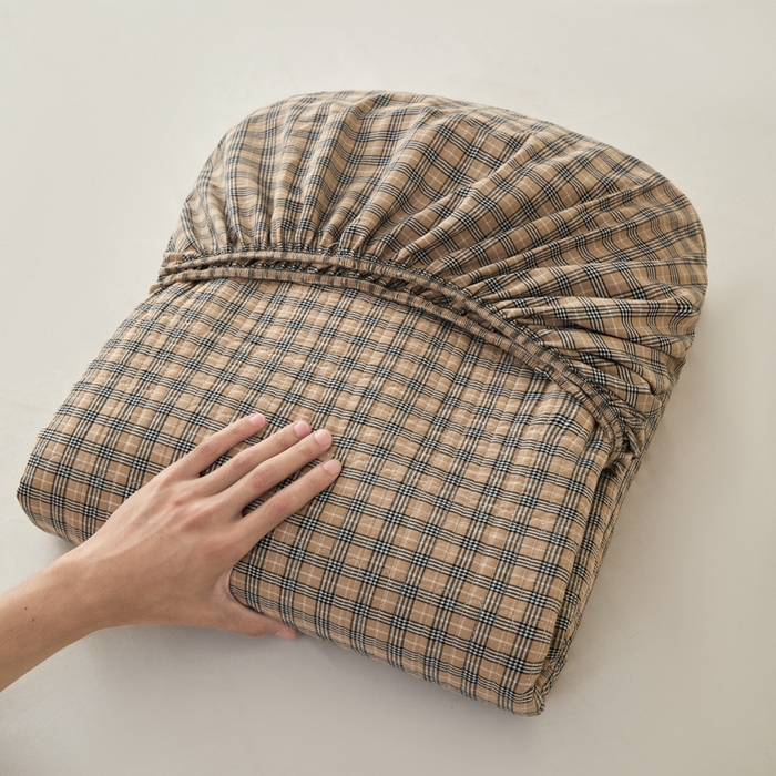 91家纺网 家纺一手货源 找家纺 沐纯家居 2025新款A类全棉纯棉色织水洗棉加婴儿绒双面可用床笠-暖绒系列 暖绒-卡其格