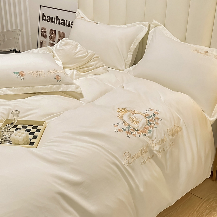 91家纺网 家纺一手货源 找家纺 （总）青泽家纺 2025新款水洗棉绣花磨毛四件套碳素磨毛床单款床笠款套件